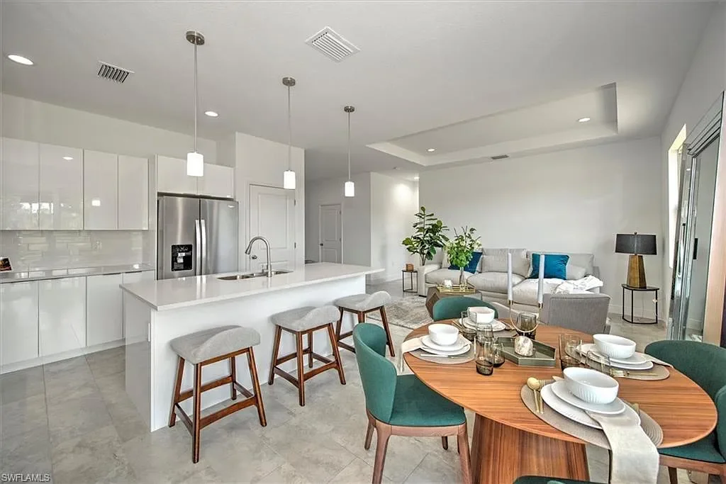 Caloosa Model House - Image 2